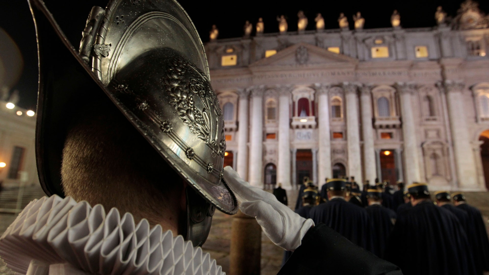 VaticanPopeScene3135