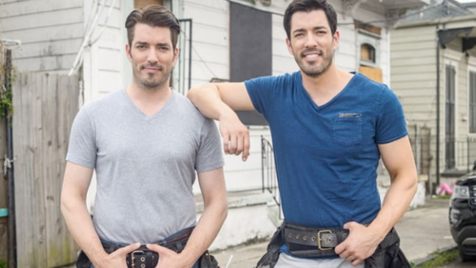 Jonathan and Drew Scott
