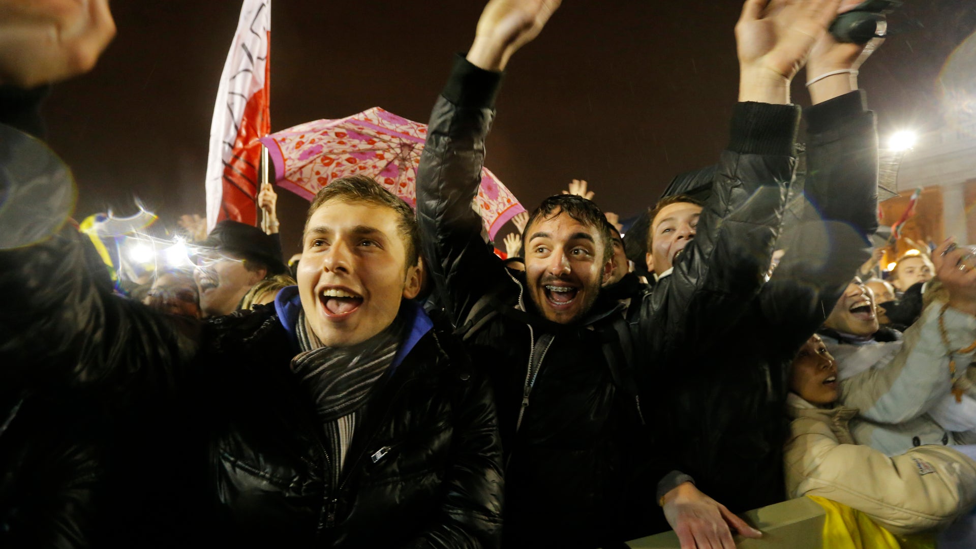 VaticanPopeScene3134