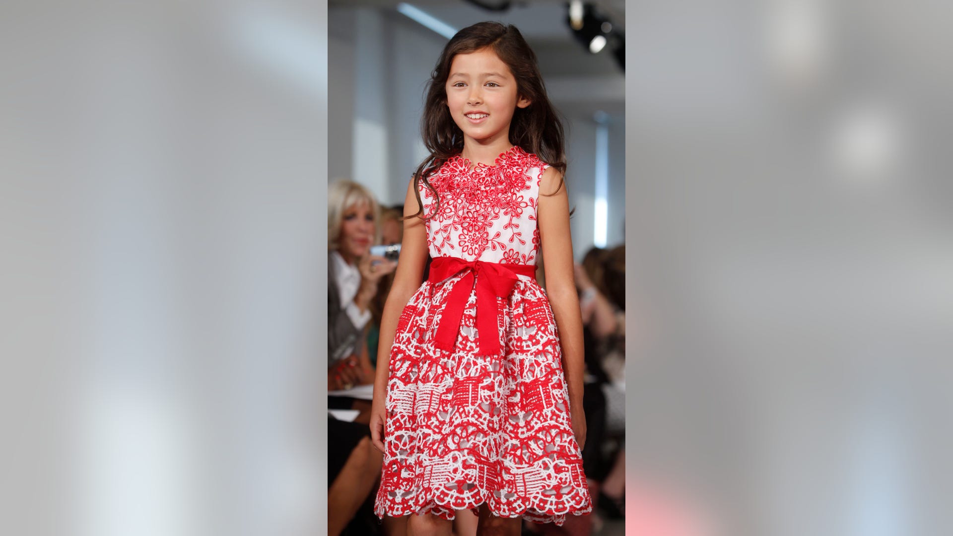 Fashion_Oscar_de_la_Renta_8