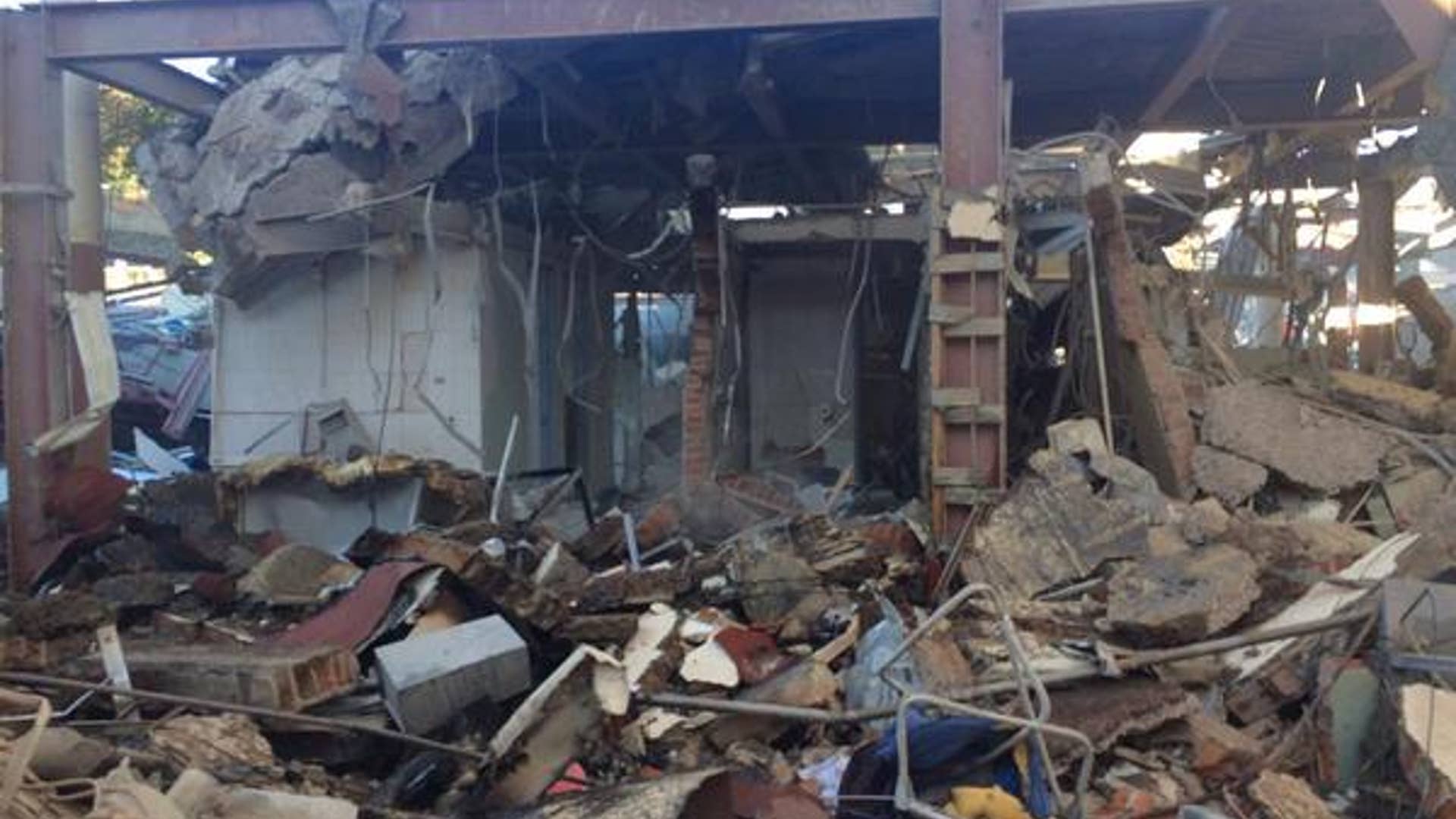 Mexico_Hospital_explosion_salazar_4