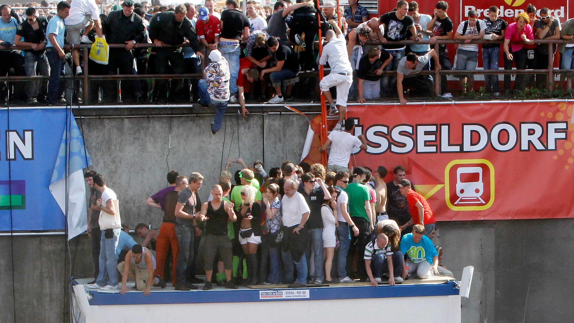 Escaping the Love Parade