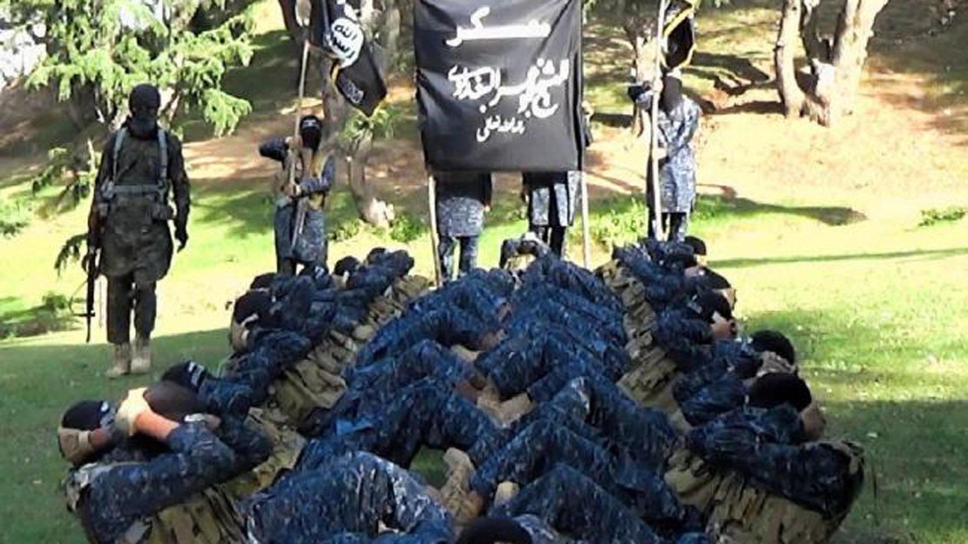 ISIS trains young soldiers