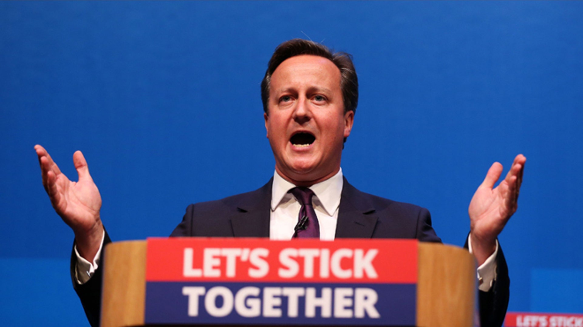 Scotland votes on independence referendum