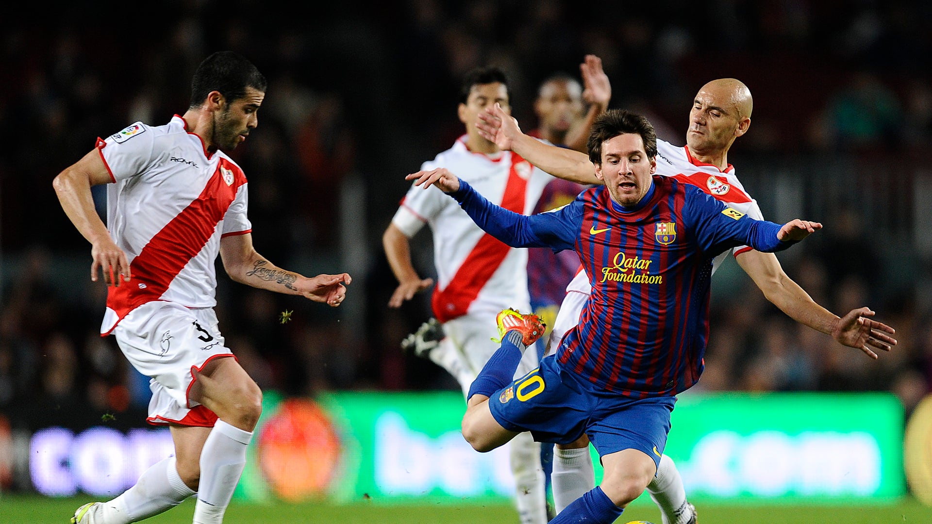 Райо вальекано барселона 25. Касадо Барселона. Messi vs Rayo 2012. Почему перенесли матч Барселоны и райо Вальекано.