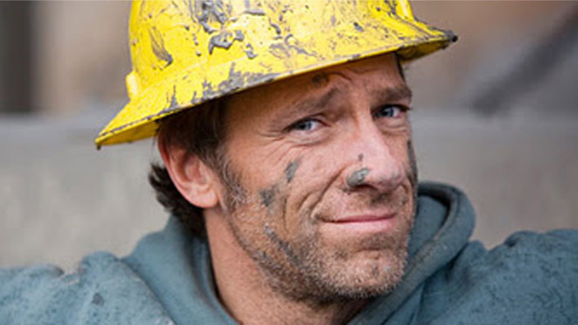Mike Rowe-  Right-Leaner