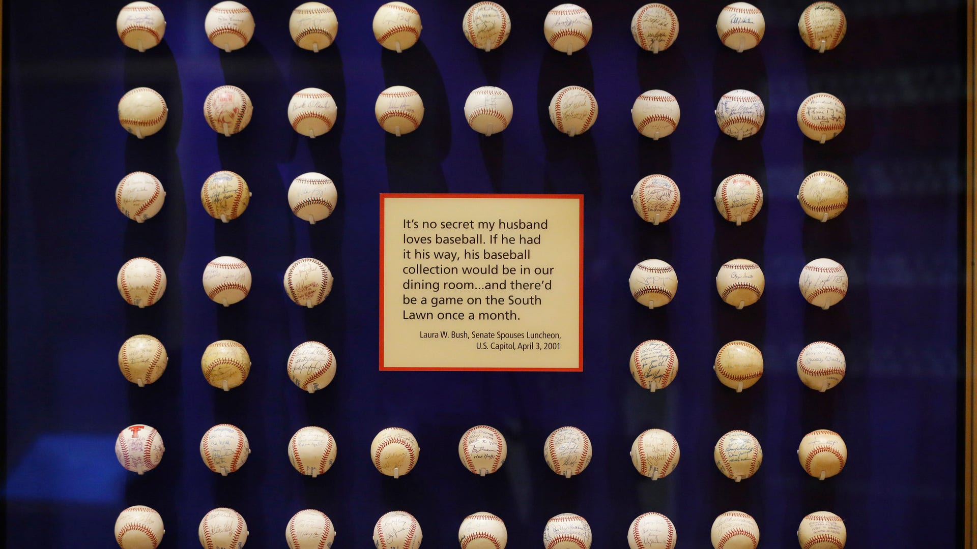 Bush_Library_Garc_14_