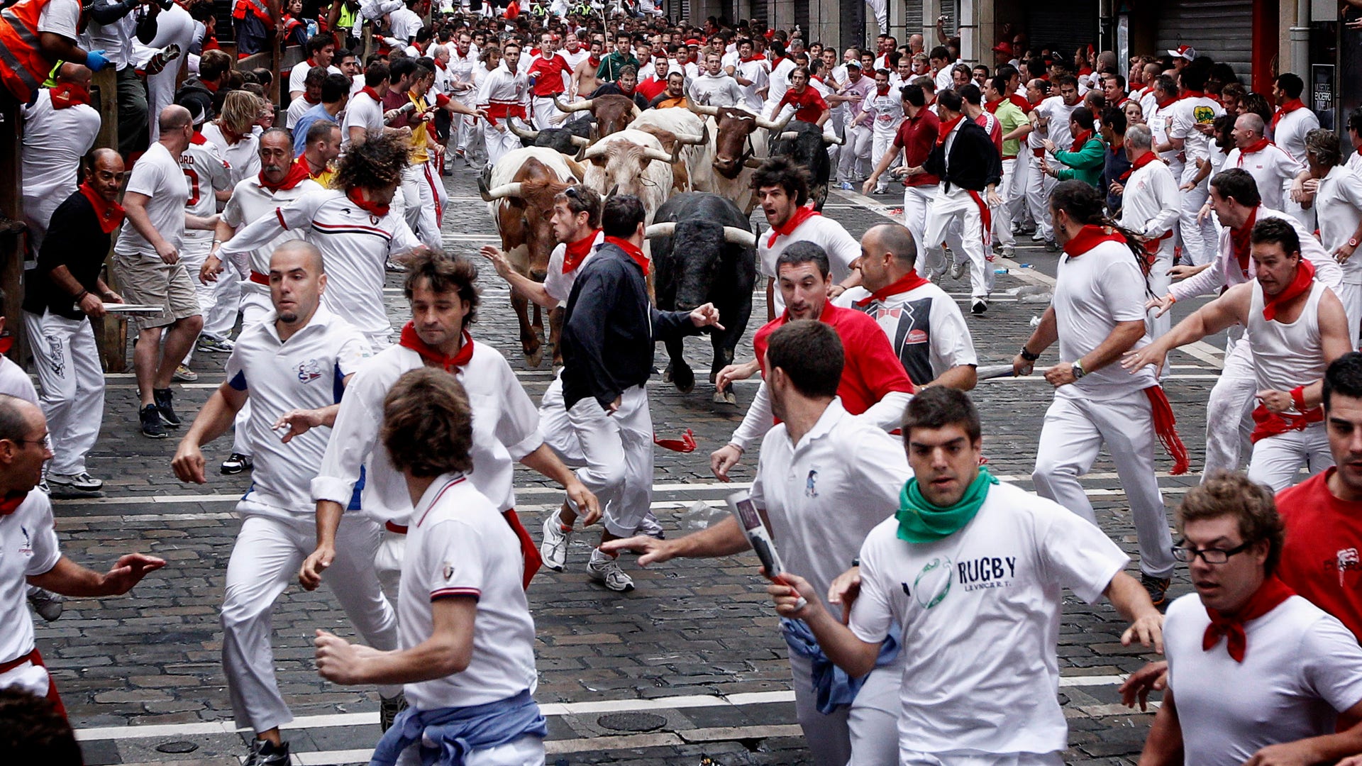 Running_of_the_bulls_25