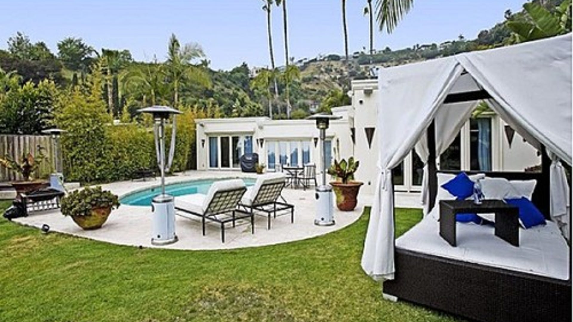 8914_Devlin_Pl_Los_Angeles_CA_e1306267291144