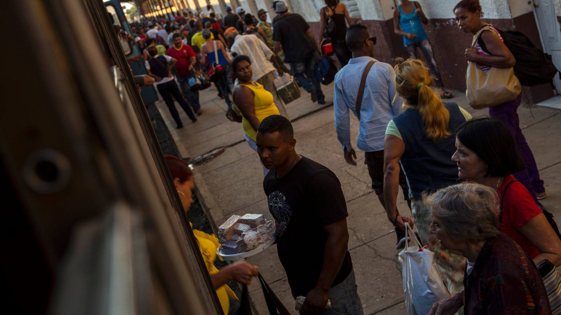 Cuba_Trains_Photo_Gal_Garc__3_