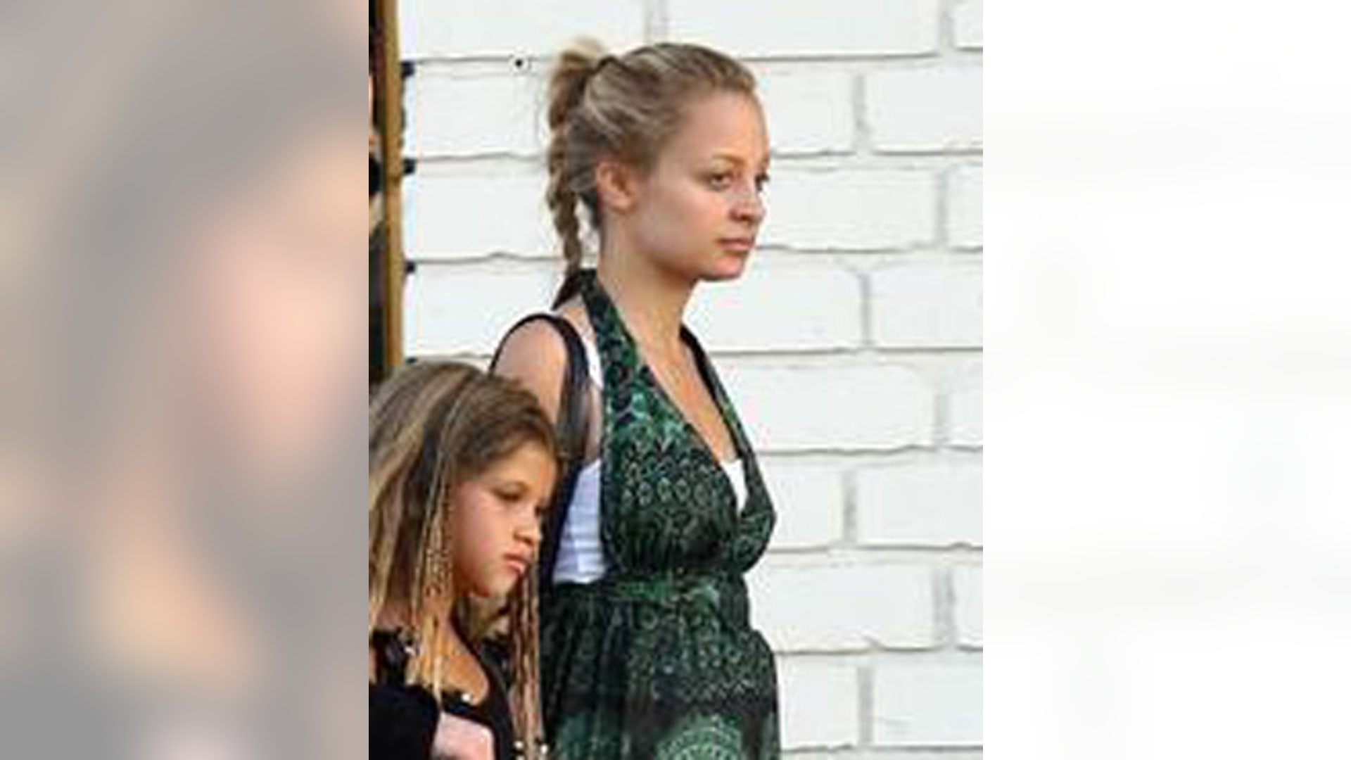 Nicole and Sophia Richie