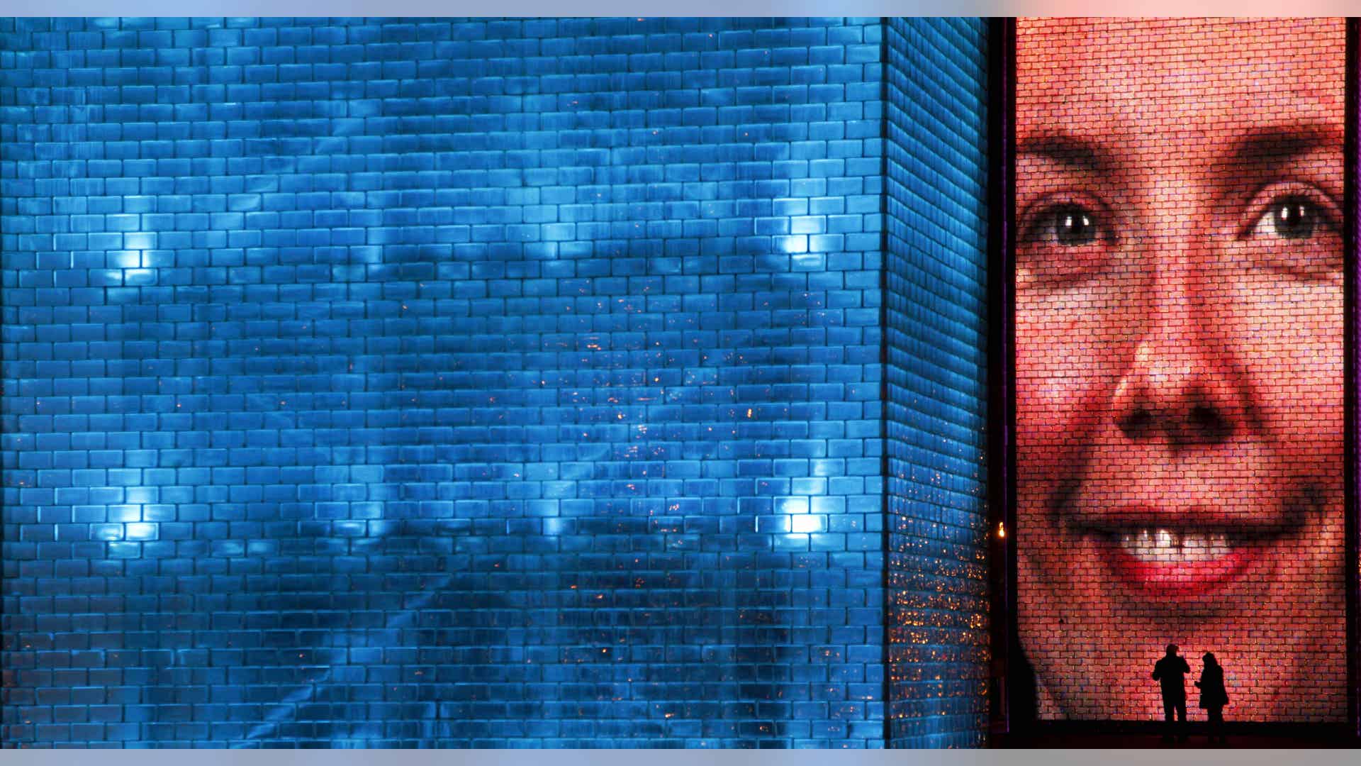 people_are_silhouetted