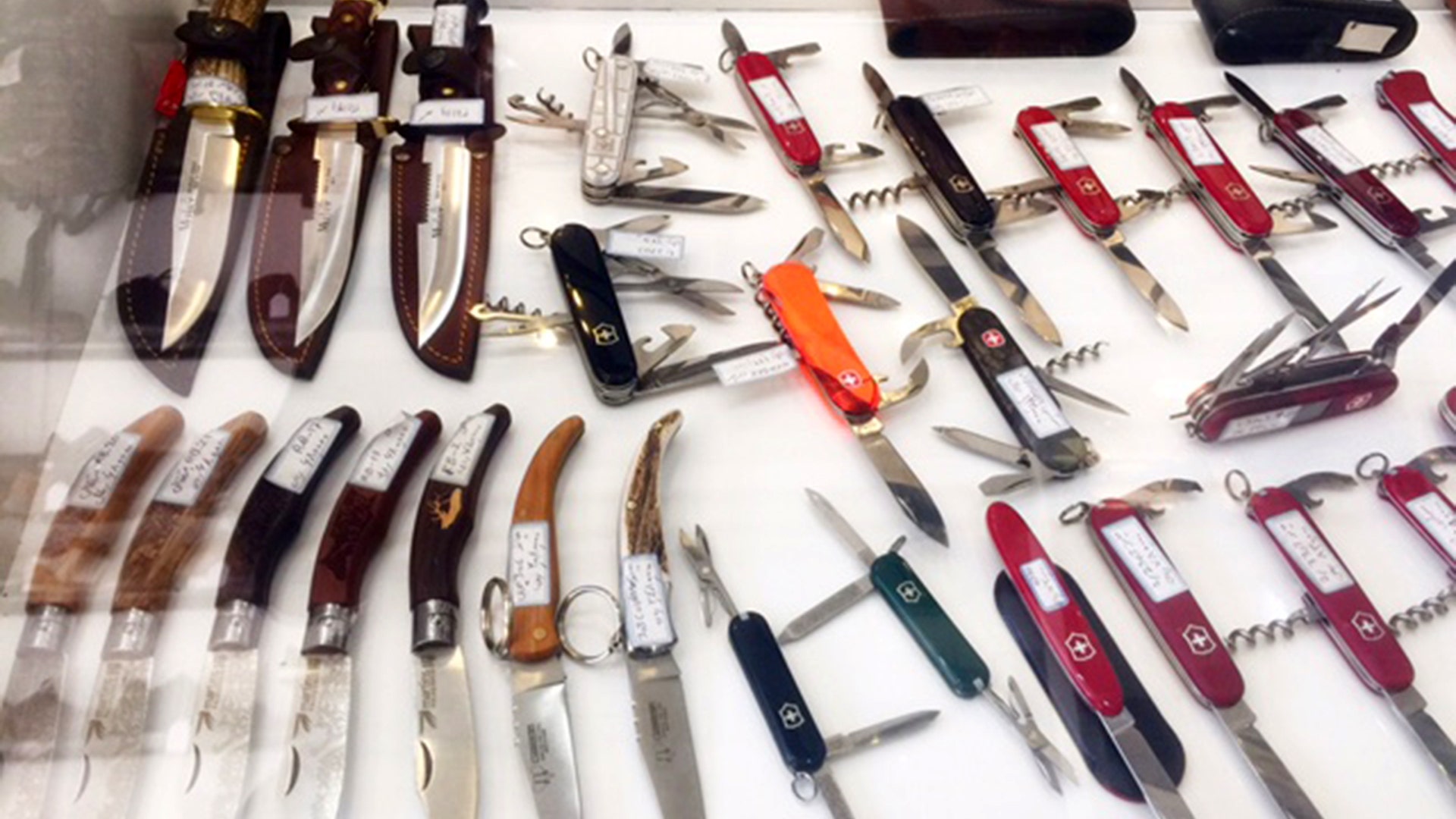 A gun and knife store tucked into a quiet side street in the Iranian city of Isfahan