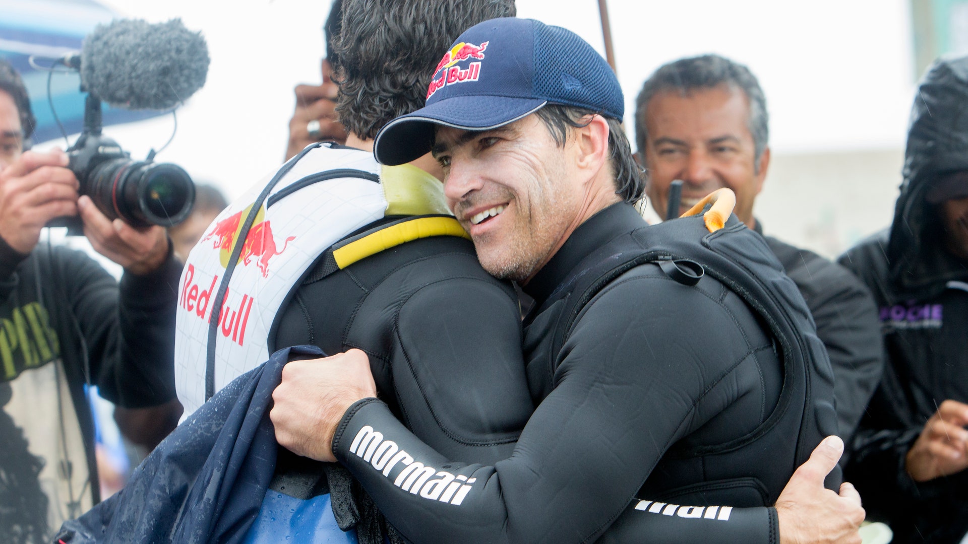 Red_Bull_Surfing__3_