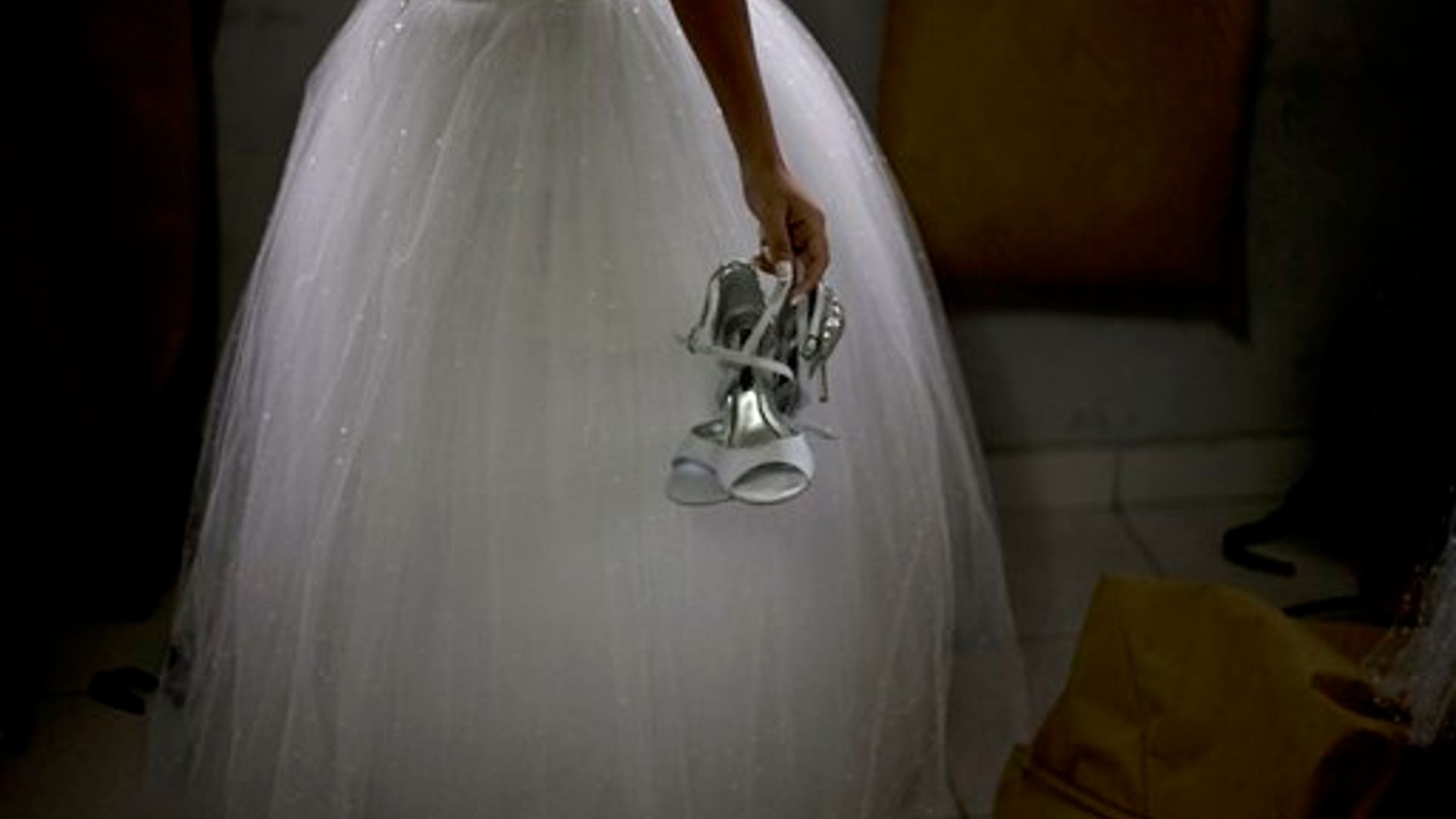 Slum_Debutante_Ball__2_