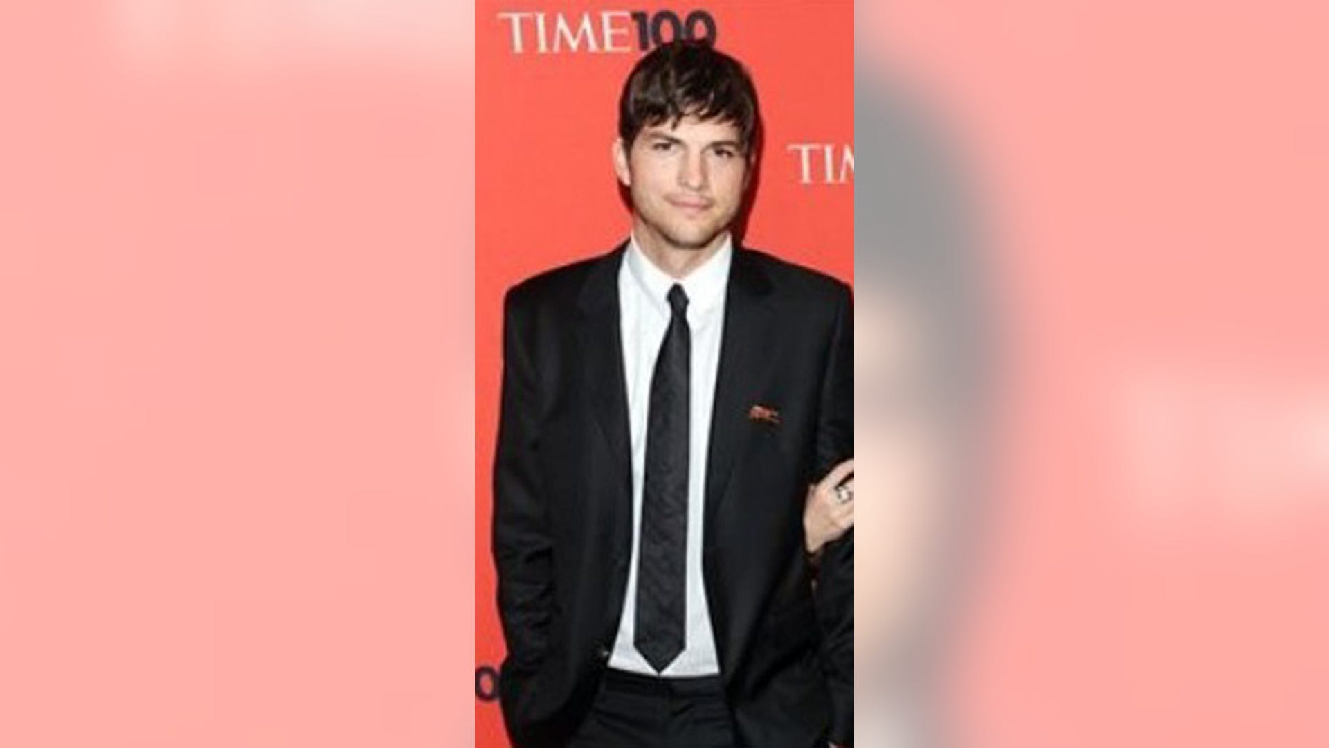 Ashton_Kutcher_sdlfih