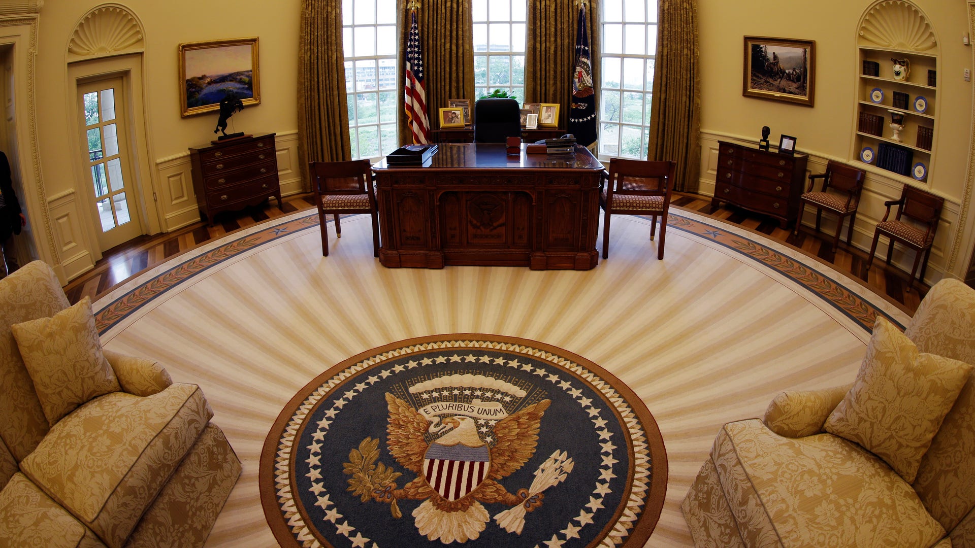 Овальный кабинет президента США