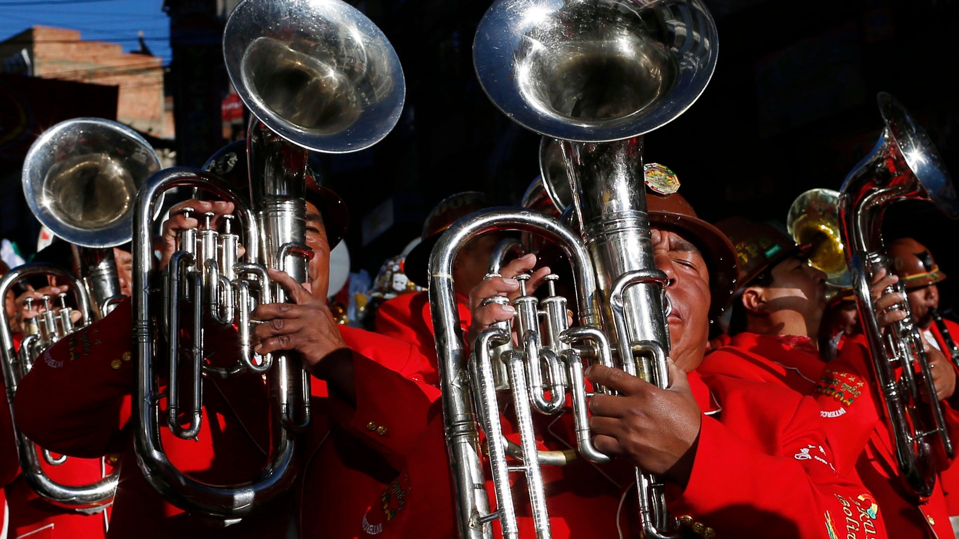 APTOPIX_Bolivia_Gran__Vros