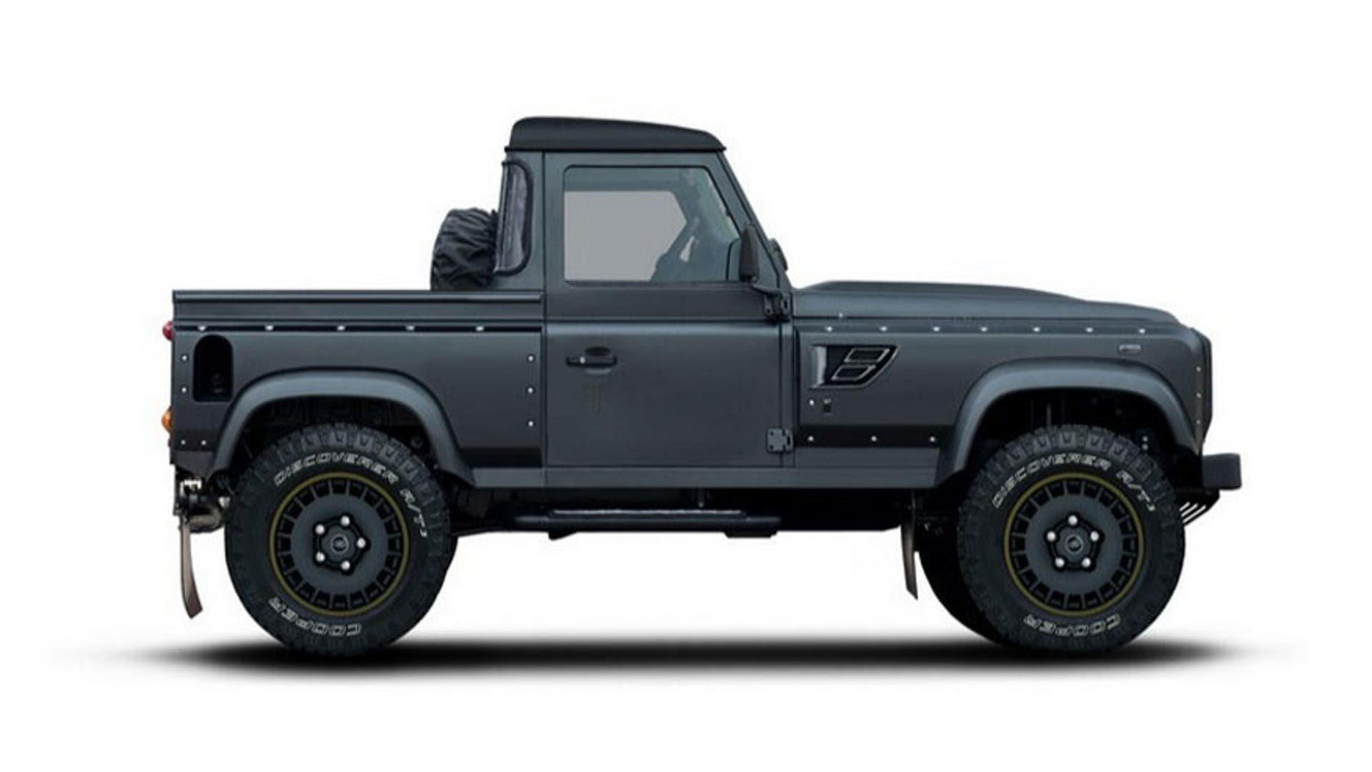 A Kahn Design Flying Huntsman 105 Pick Up