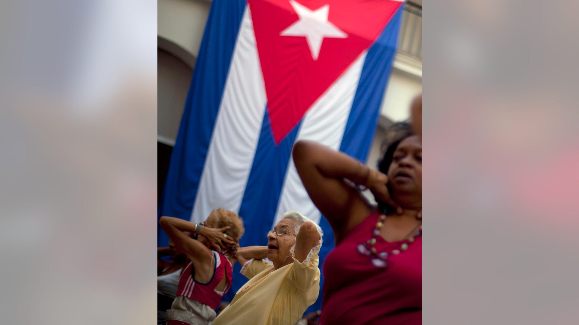 APTOPIX_Cuba_Graying__Grat