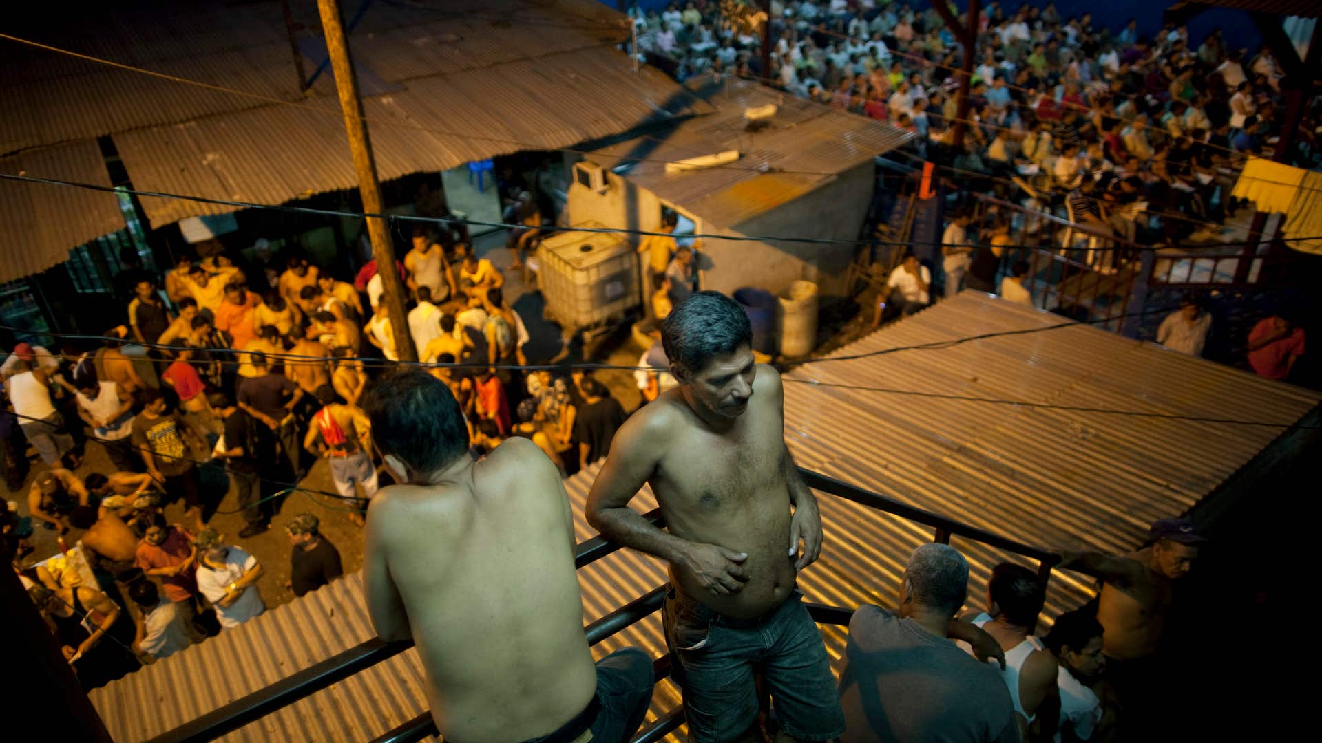 APTOPIX_Inside_Hondur_Plan__1_