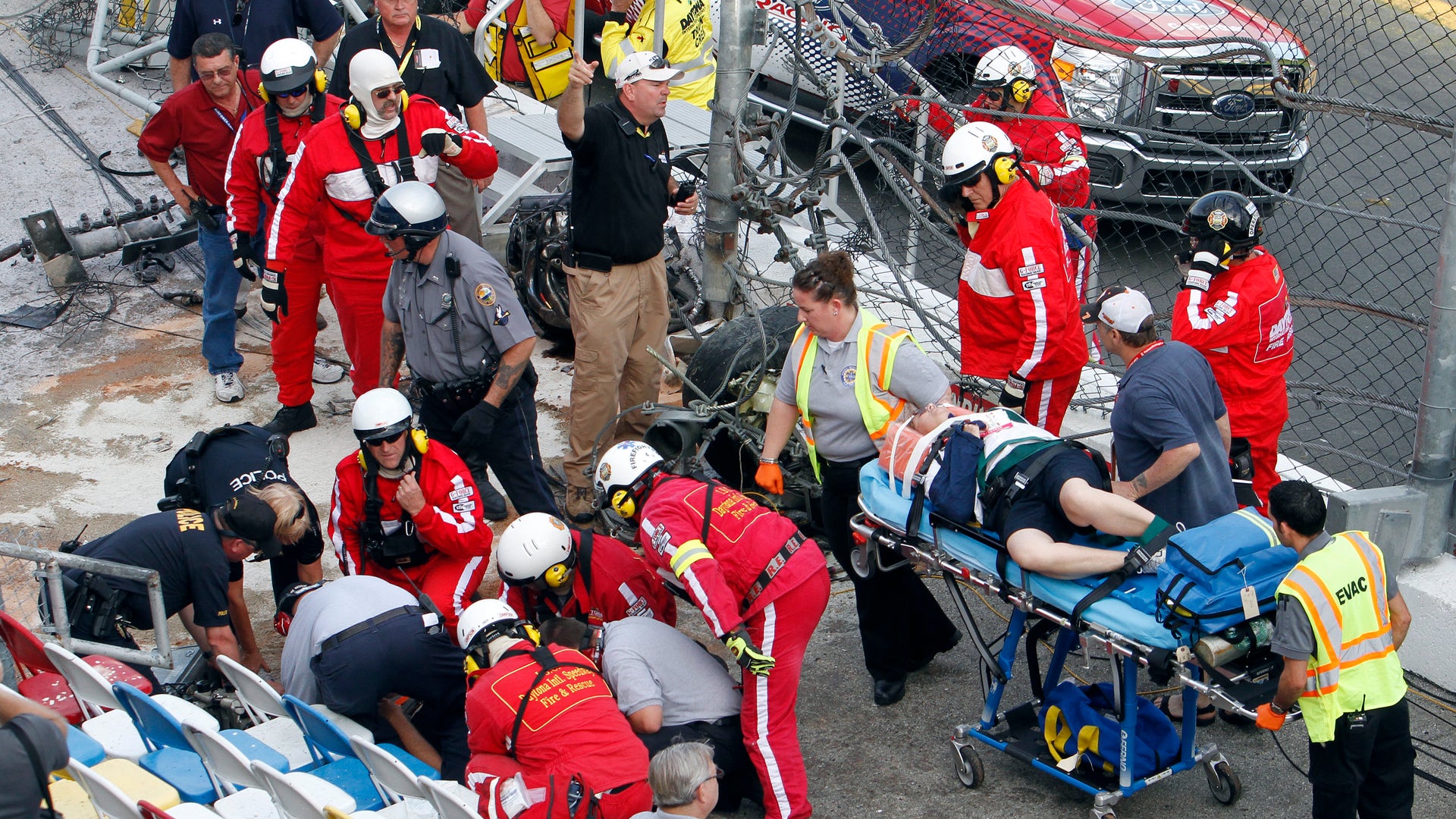 APTOPIX_NASCAR_Dayton8