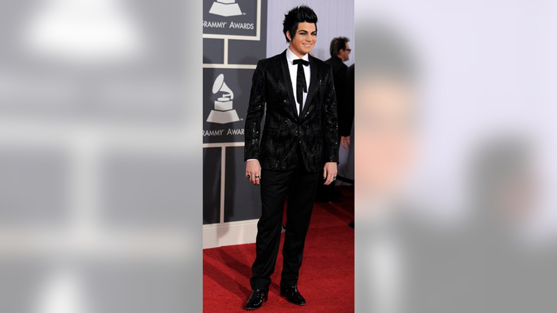 Adam_Lambert_kjoi