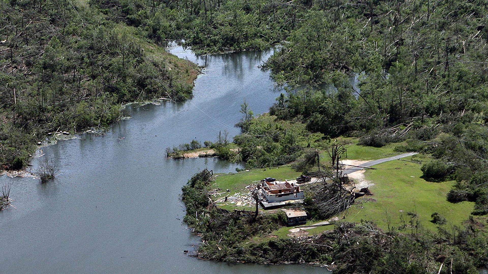 Aerial_Image_Alabama_2_AP