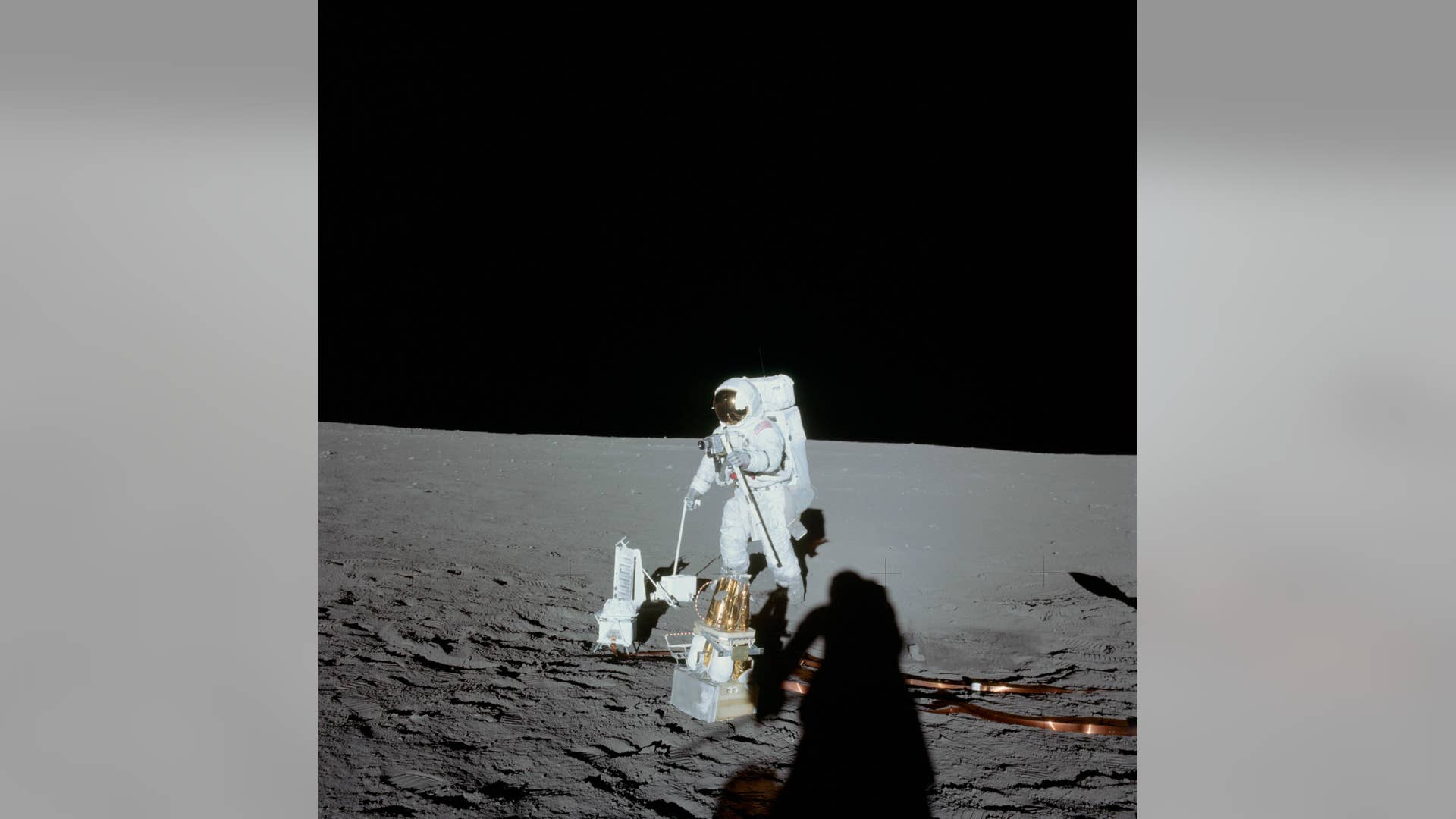 Alan_Bean_on_the_Moon