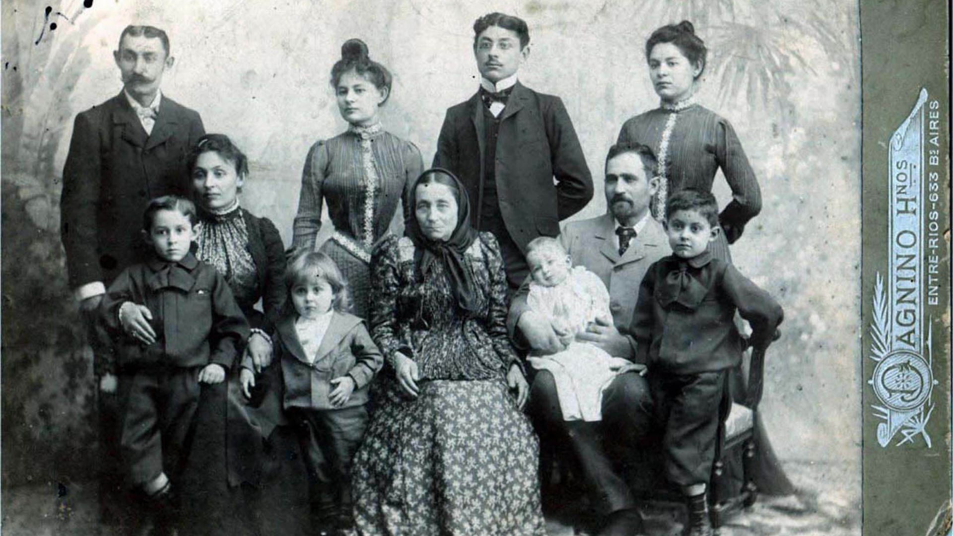 Alberto_gerchunoff_y_flia