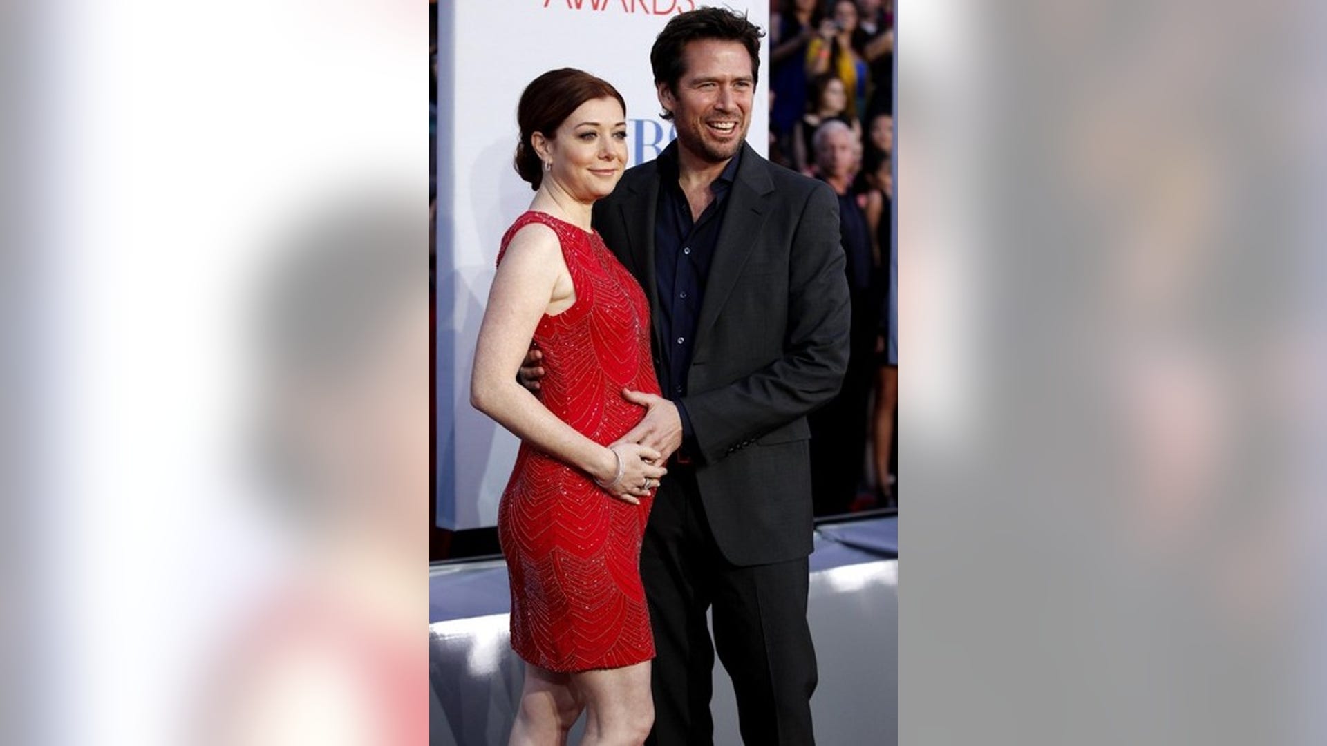 Alyson_Hannigan_home_ret