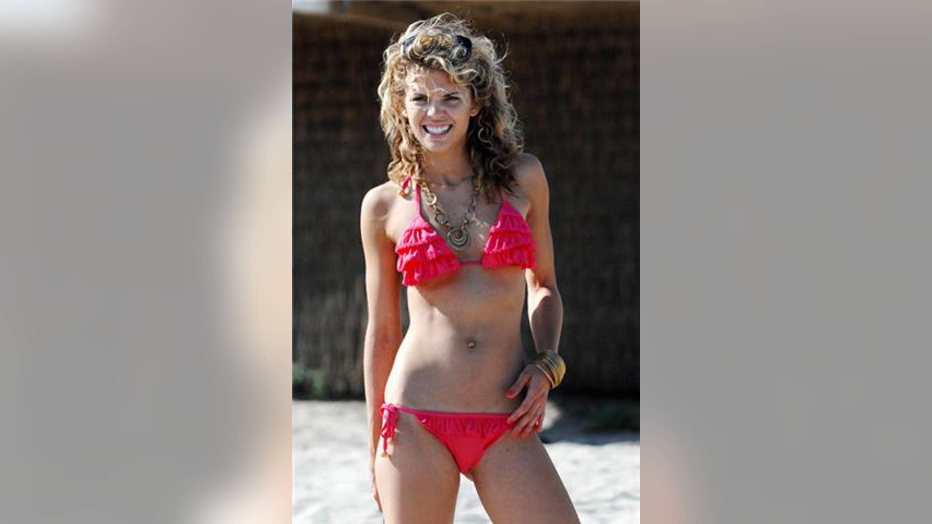 AnnaLynne_McCord_kjlk