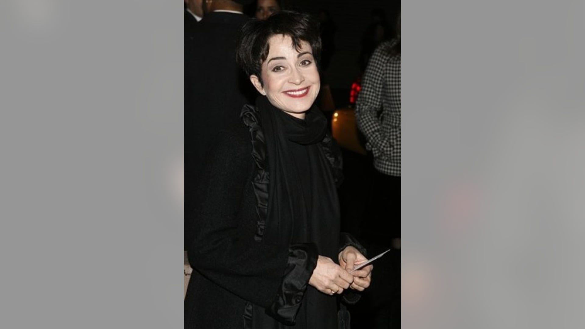 Annie Potts Now