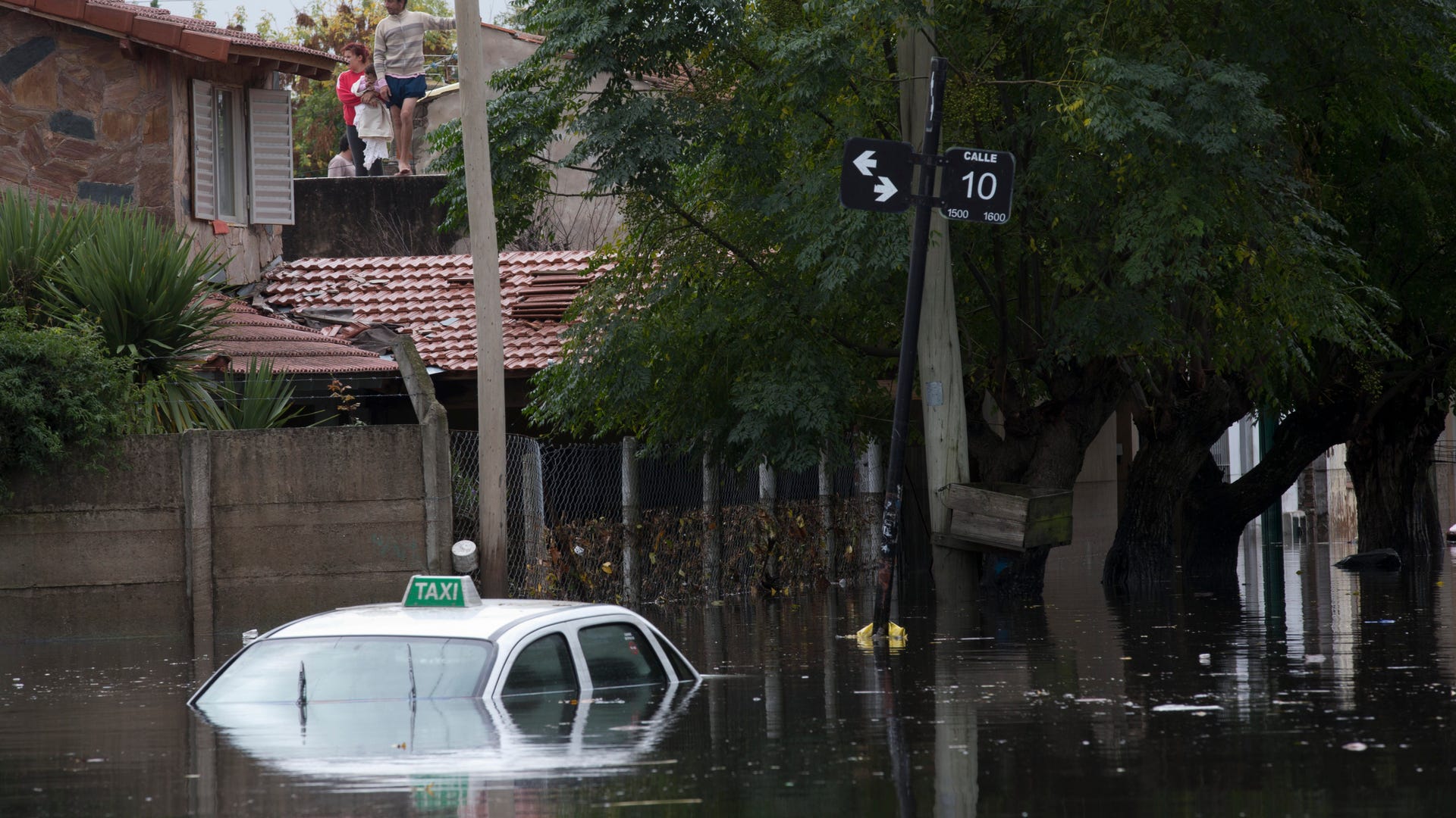 Argentina_Deadly_Rain2