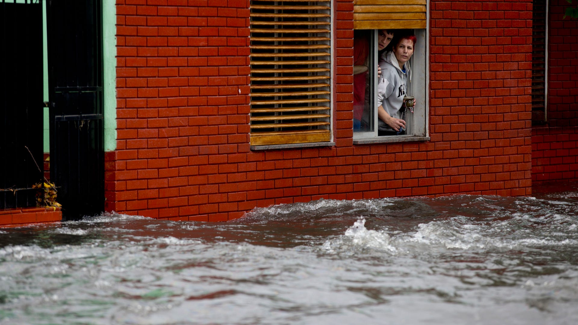 Argentina_Deadly_Rain5