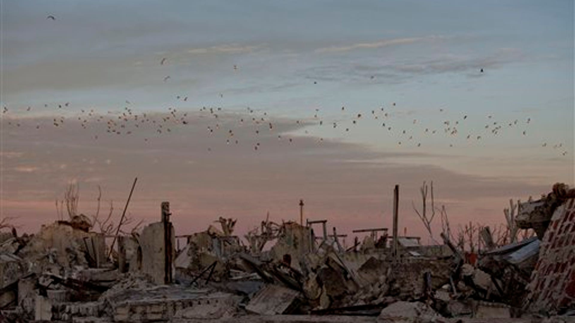 Argentina_ghost_town_2