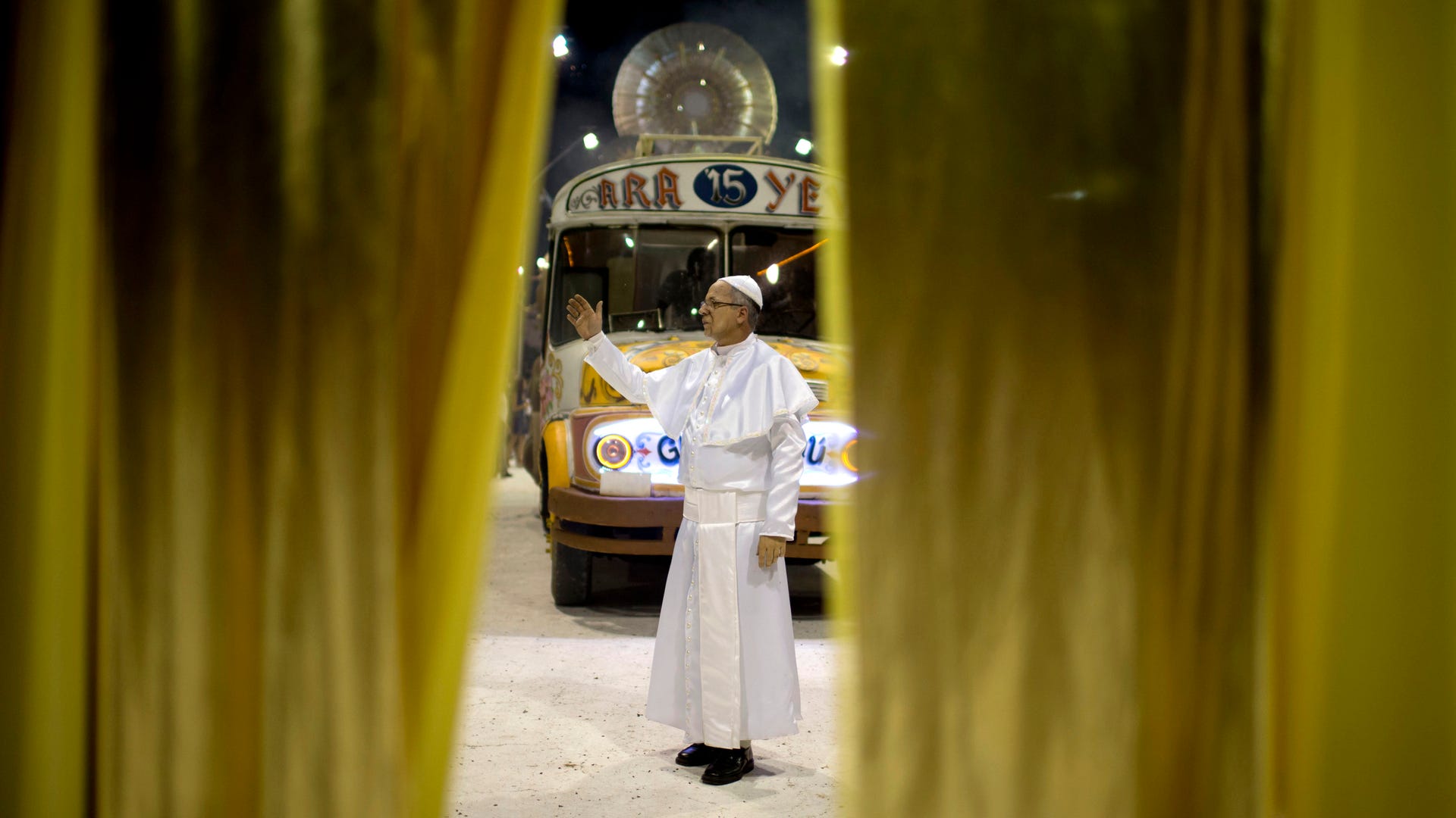 Argentina_samba_pope__1_