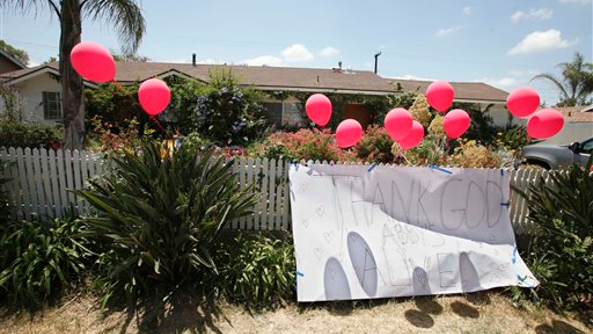Balloons_and_Poster