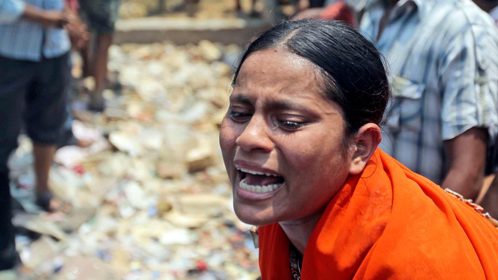 Bangladesh_Building_C_Angu__3_