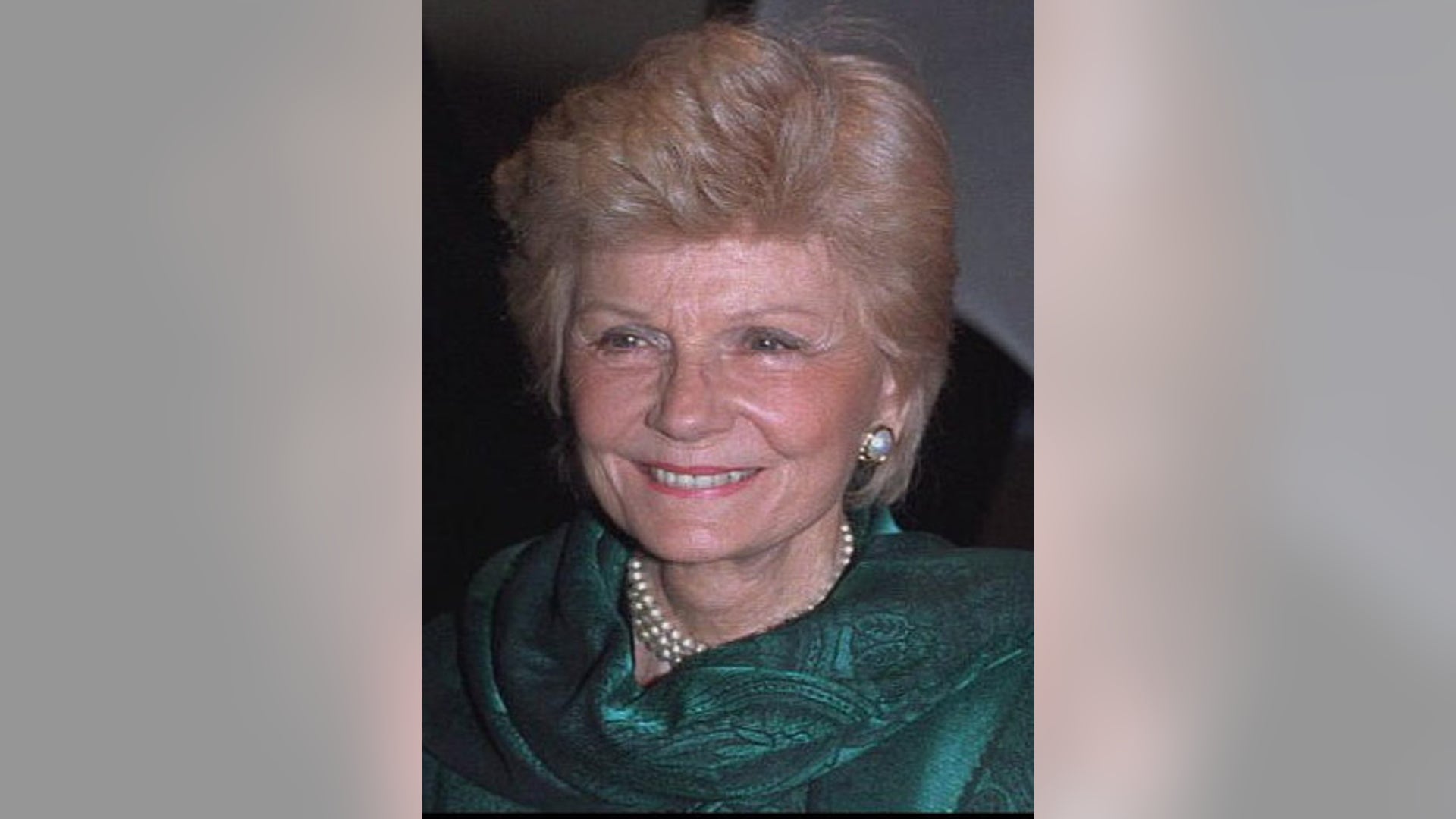 Barbara_Billingsley_fg