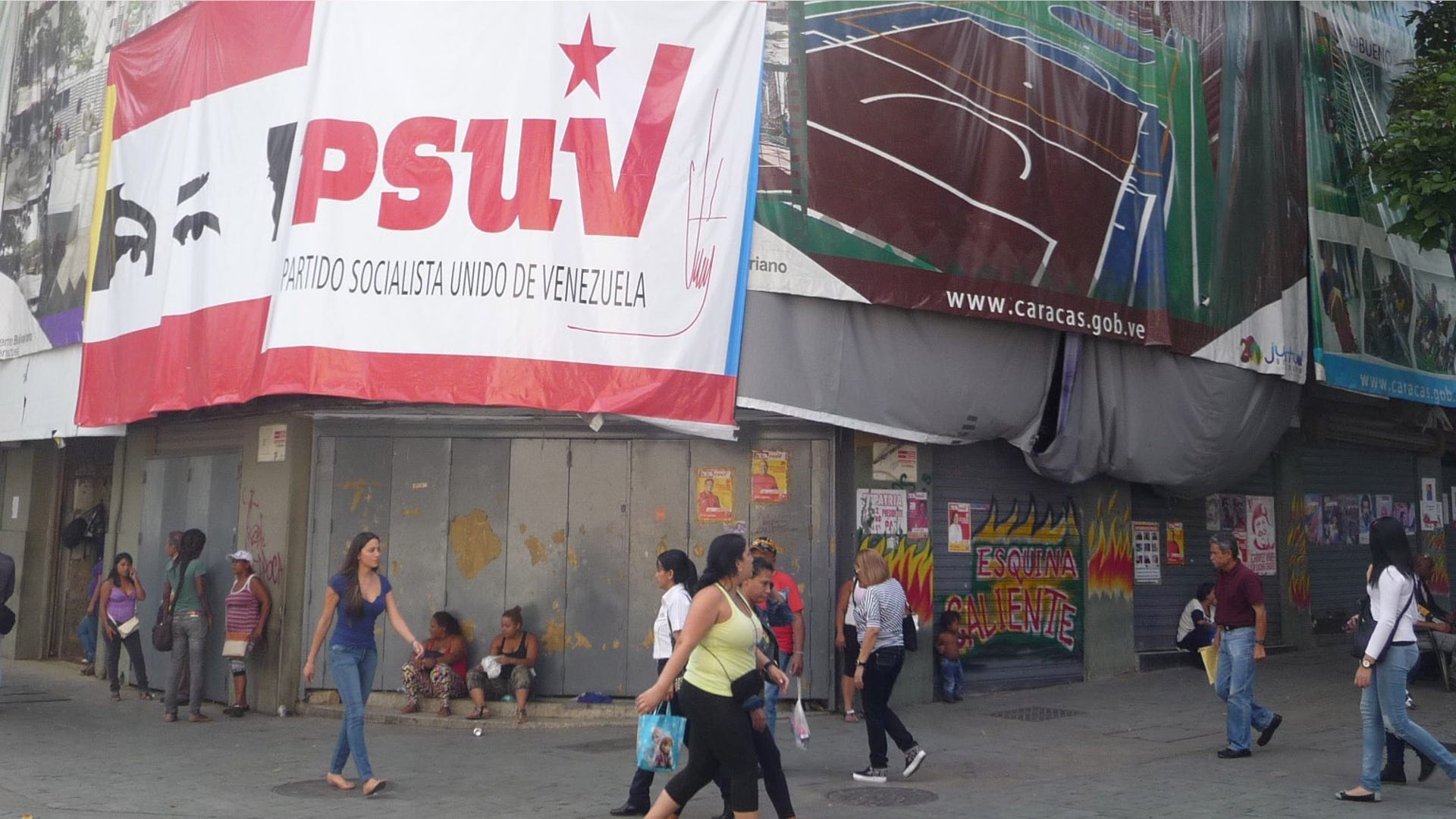 Bolivar_Square_Venezuela__1_