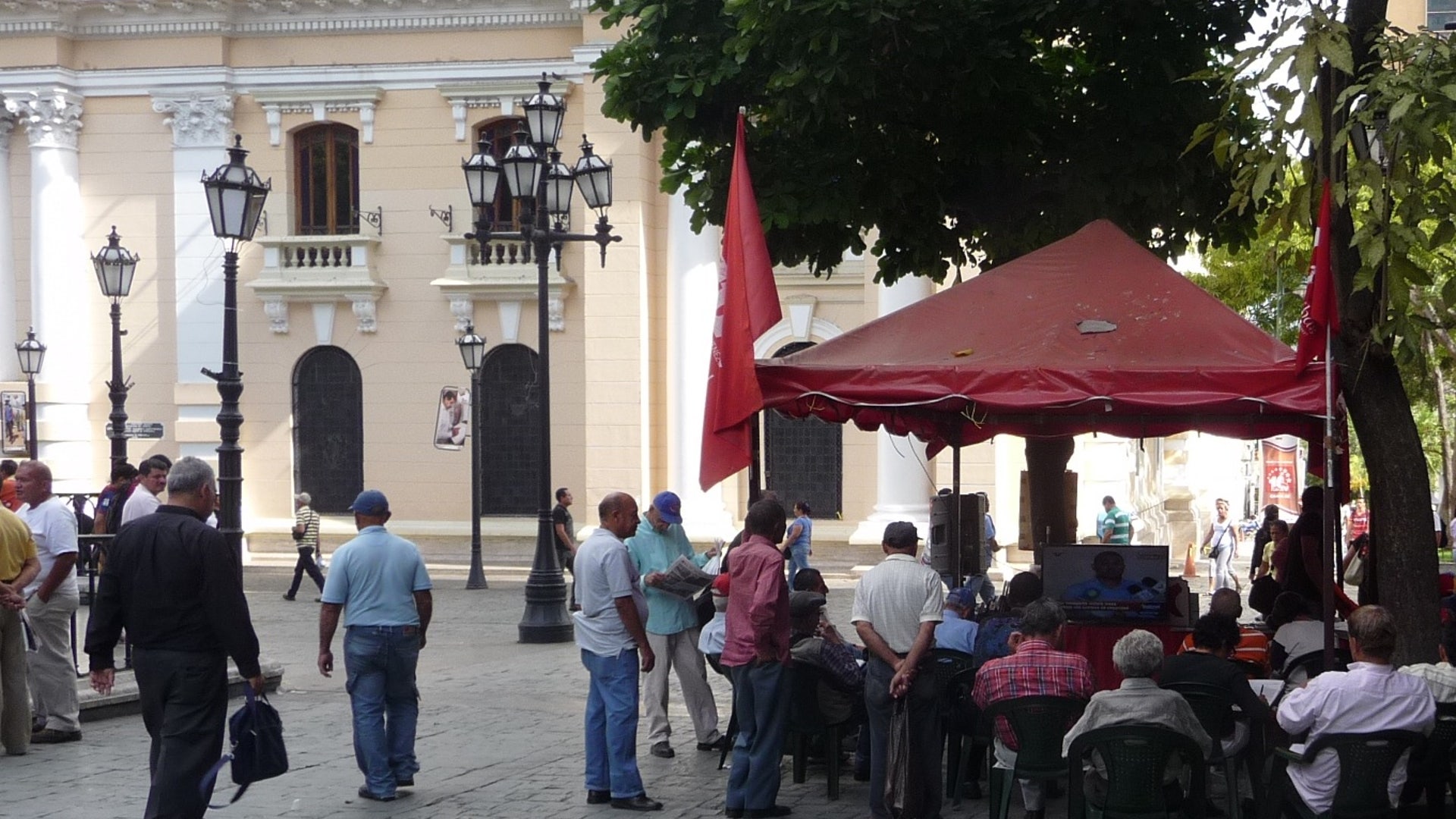 Bolivar_Square_Venezuela__5_