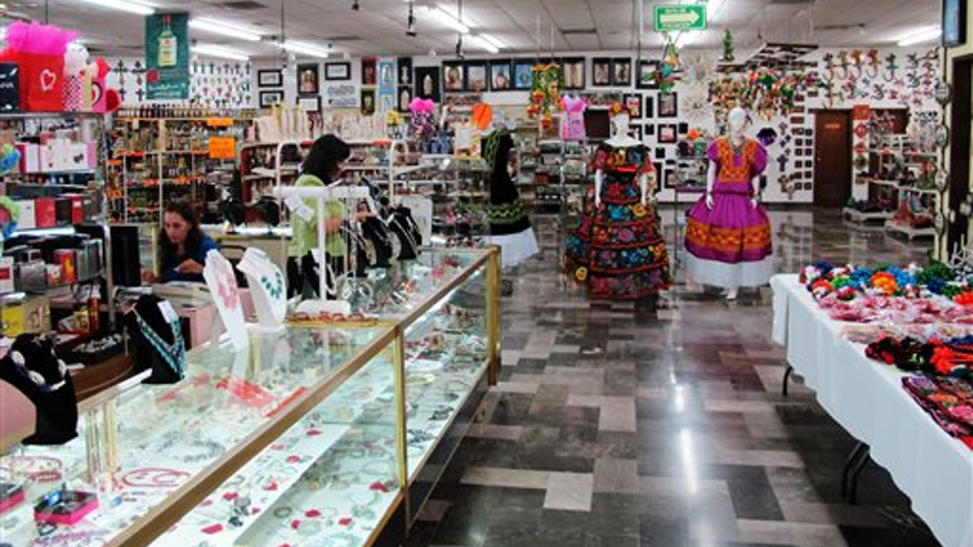 Border_Town_Spring_Break__5_