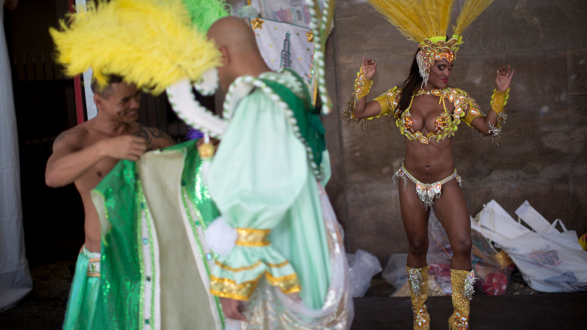 Brazil_Carnival_Dance_Grat