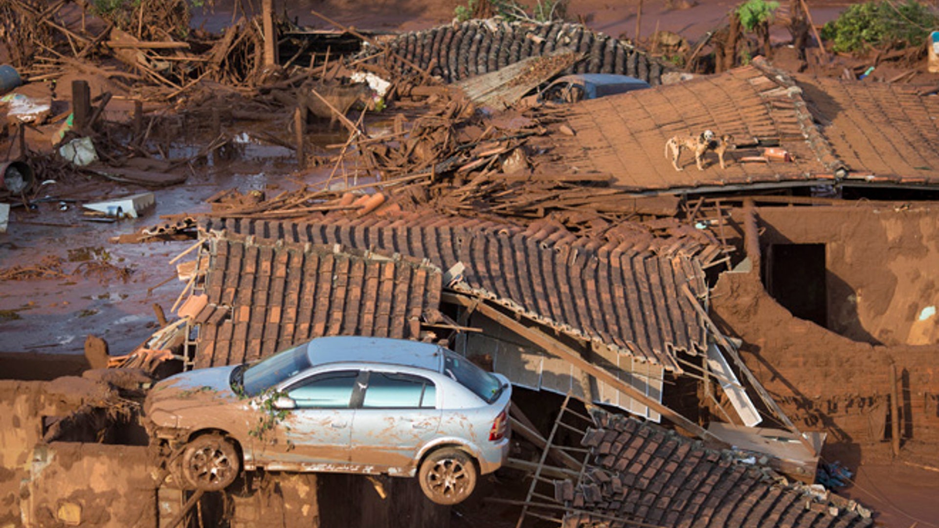 Brazil_Dam_Bursts_2