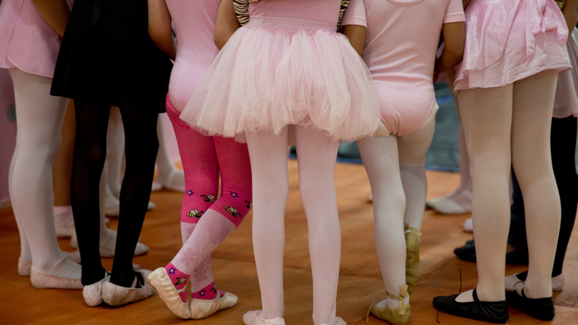 Brazil_Favela_Ballet_Vros__5_