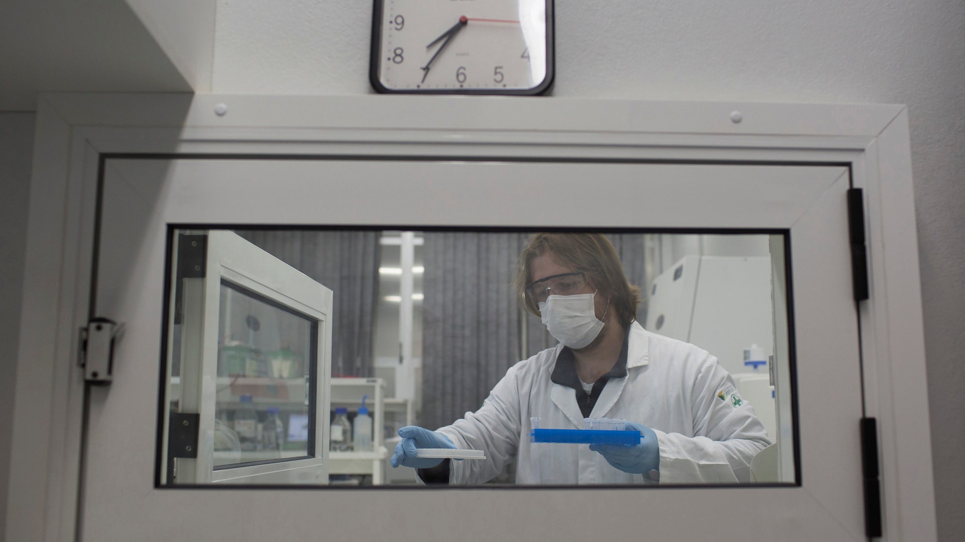 Brazil_Filthy_Water_Vros__2_