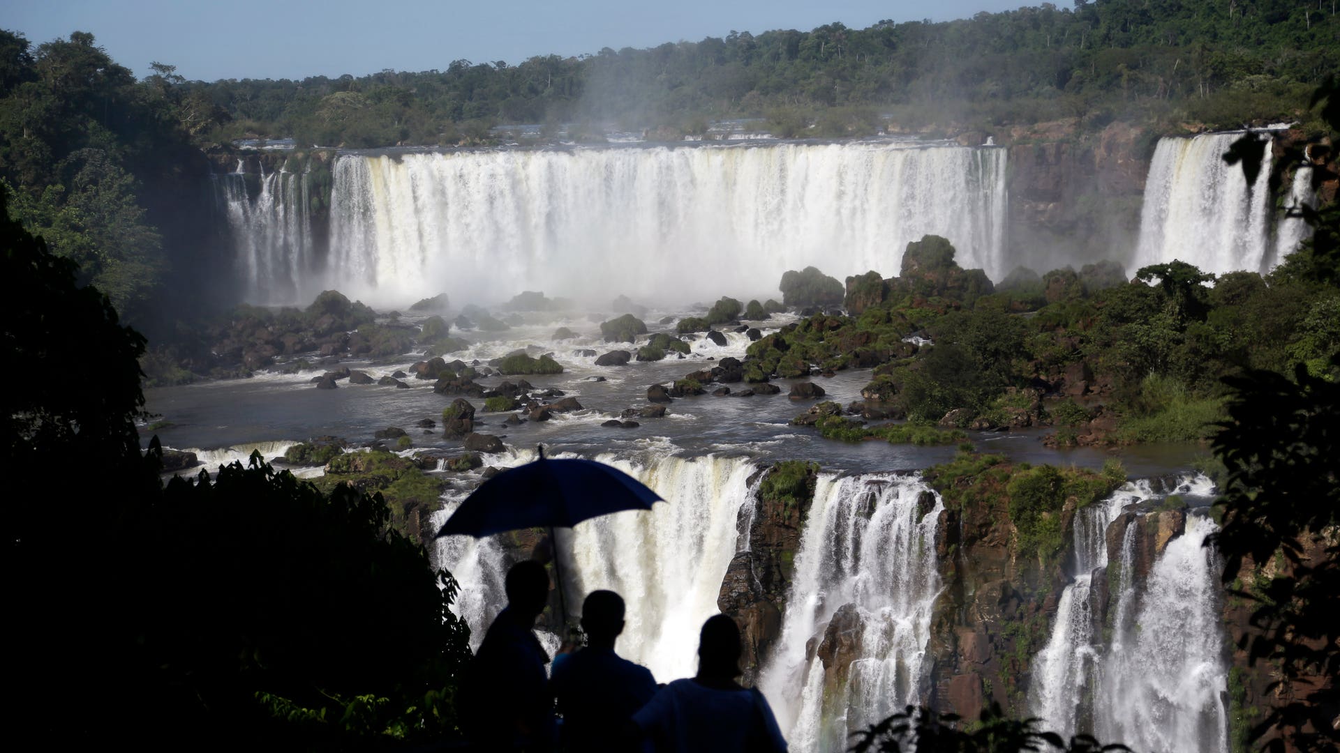 Brazil_Iguazu_Falls__4_