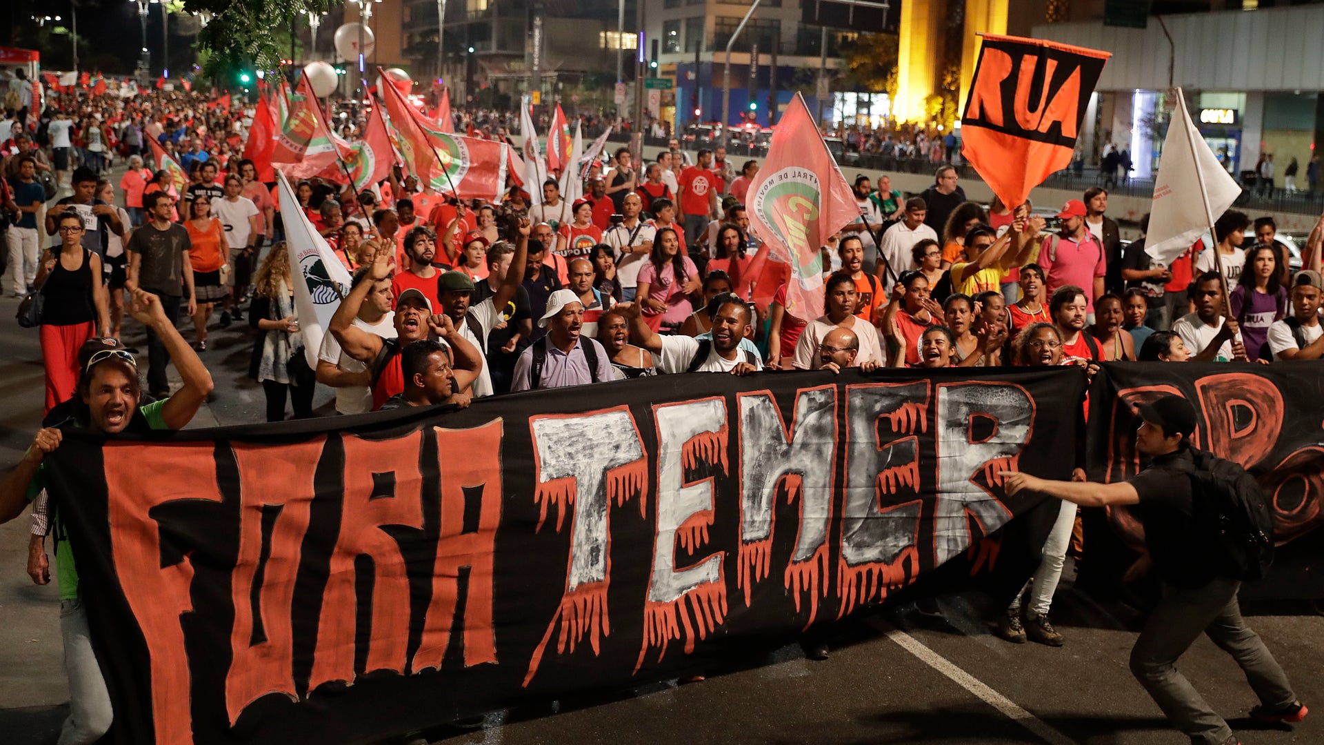 Brazil_Political_Cris_Vros__6_