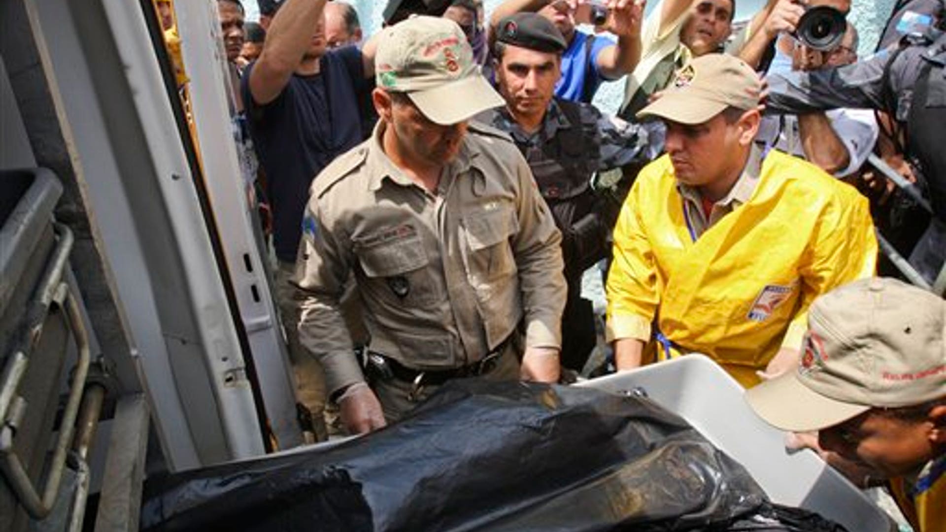 Brazil_School_Shooting_body_bag